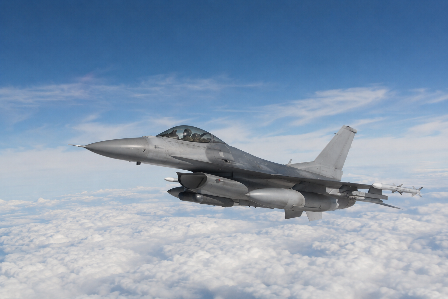 Україна уклала зі Швецією угоду про закупівлю 16 винищувачів Gripen E